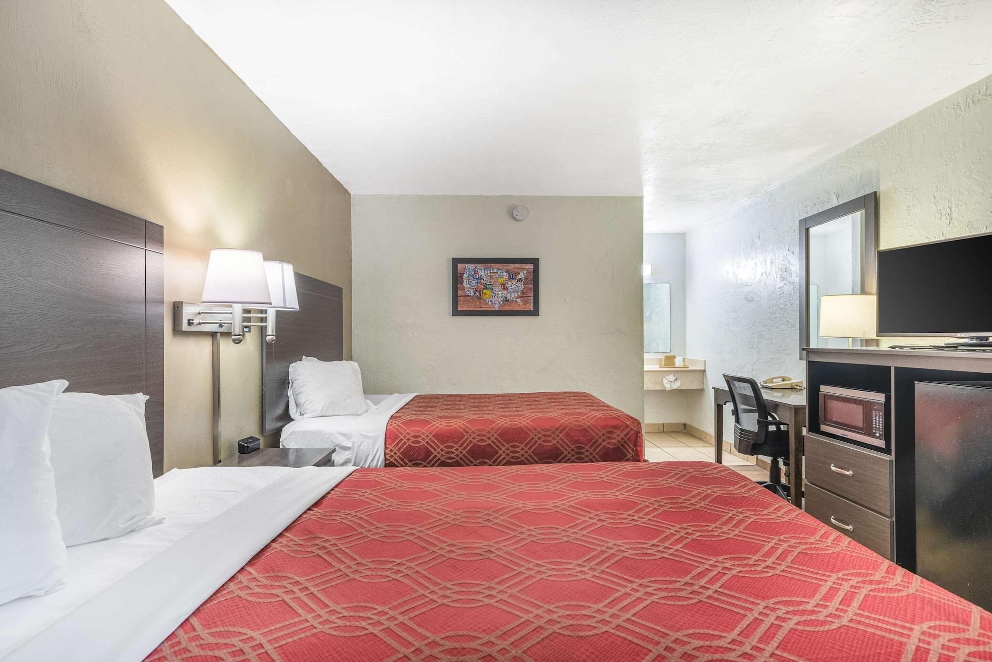 Econo Lodge University Гейнсвилл Экстерьер фото