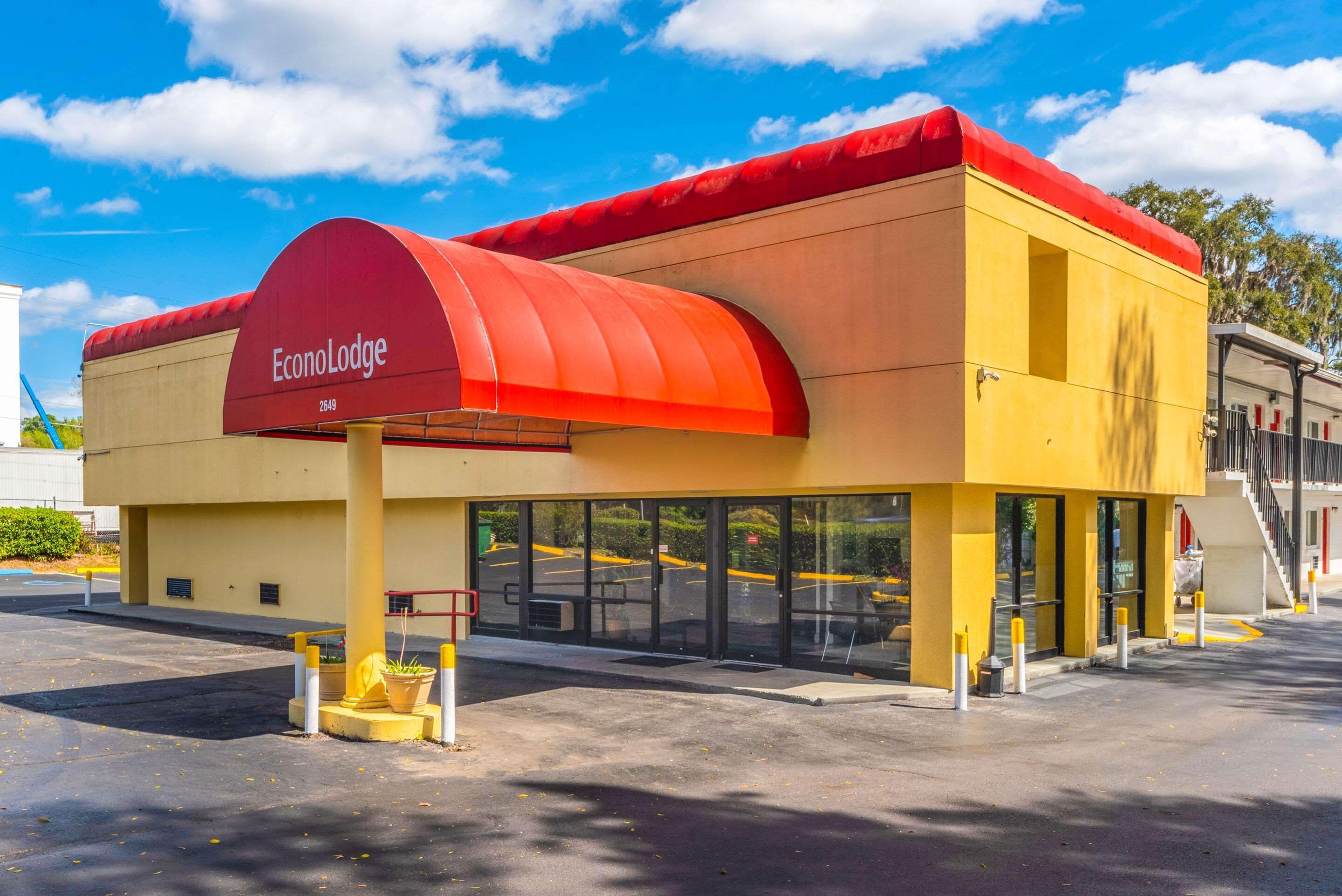 Econo Lodge University Гейнсвилл Экстерьер фото