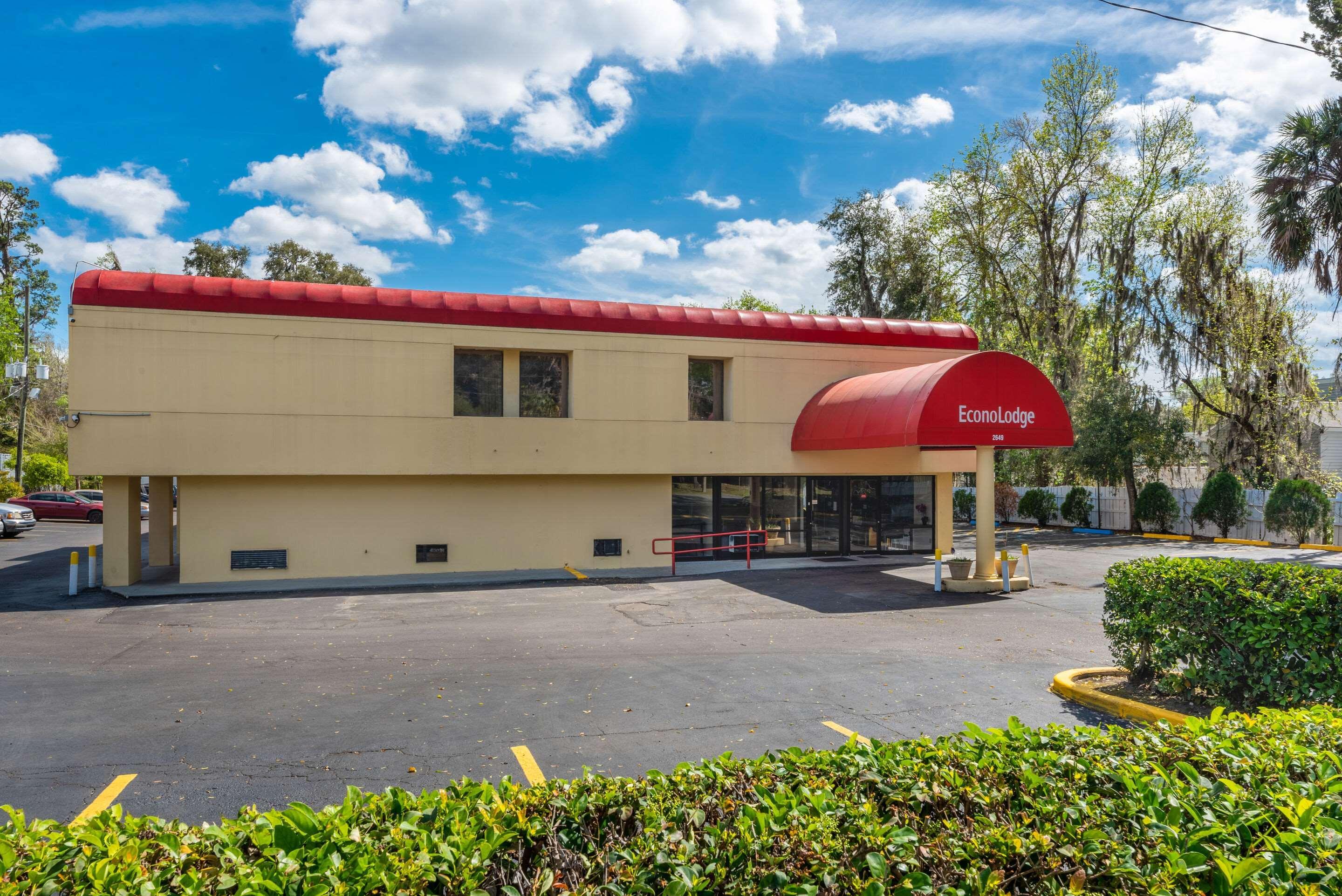 Econo Lodge University Гейнсвилл Экстерьер фото