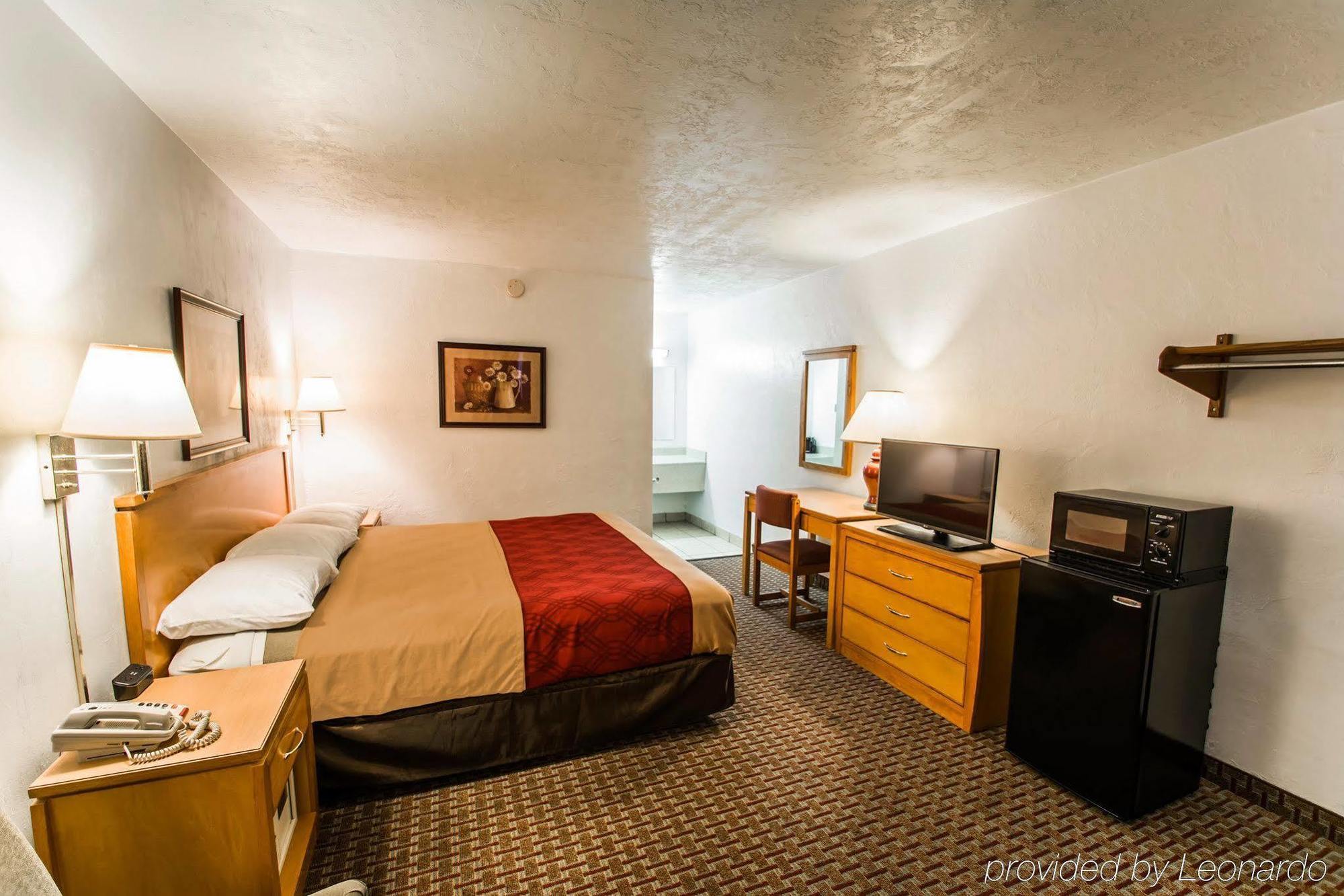 Econo Lodge University Гейнсвилл Экстерьер фото