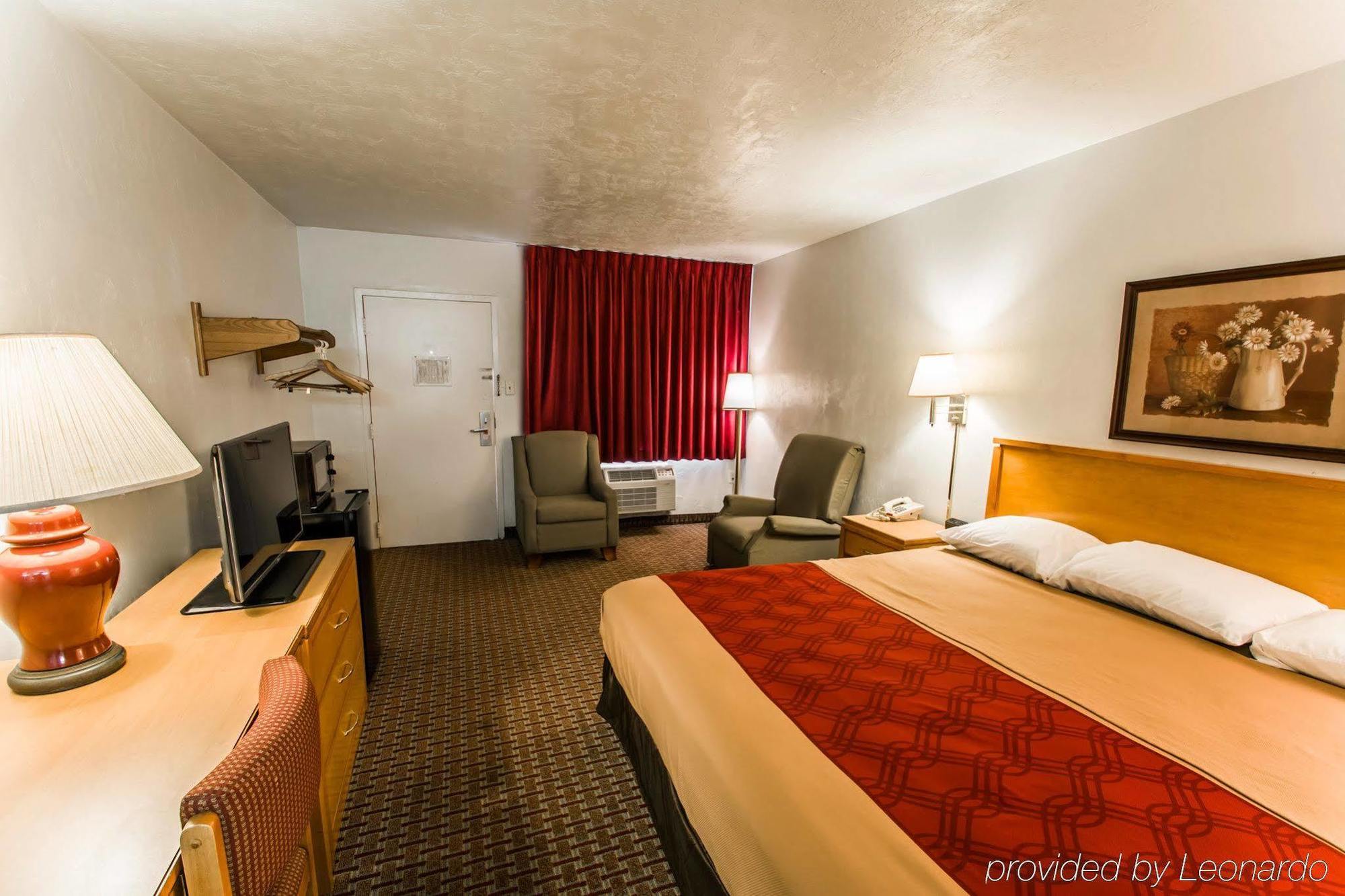 Econo Lodge University Гейнсвилл Экстерьер фото