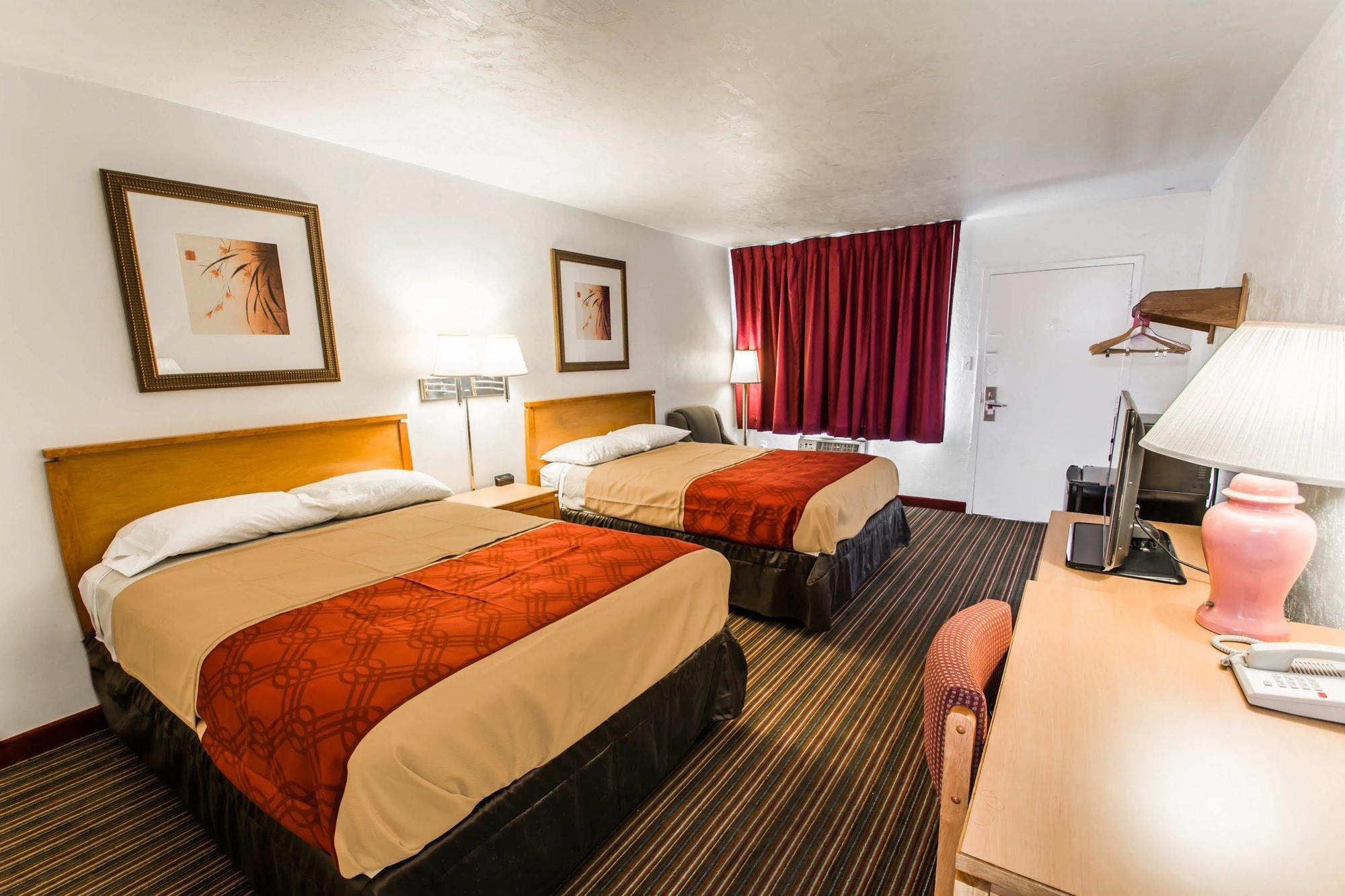 Econo Lodge University Гейнсвилл Экстерьер фото